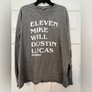 Jadelynn Brooks XL Stranger Things Squad Goals great preowned condition